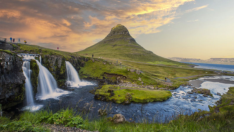 Kirkjufell Waterfall