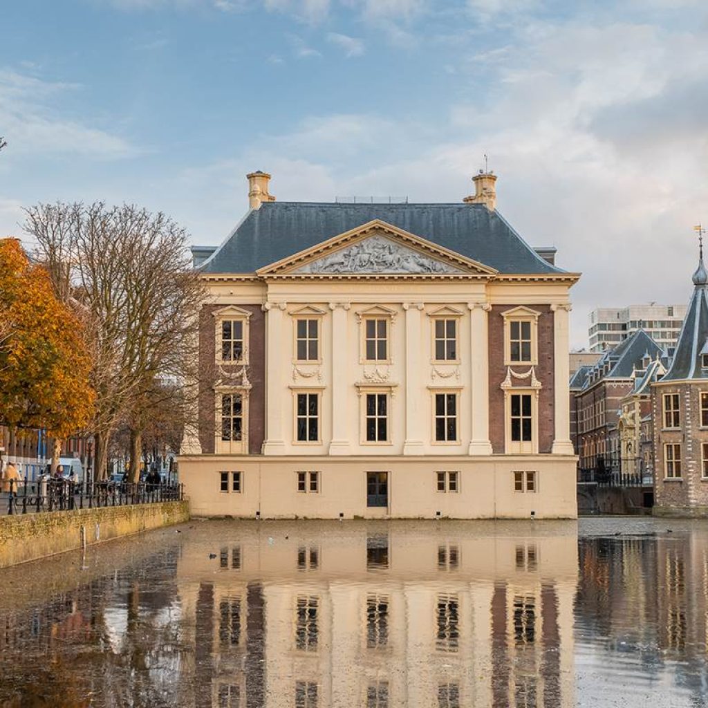 Museum Mauritshuis Aan De Hofvijver In Den Haag Byjoniisraeli 1200 1024x1024