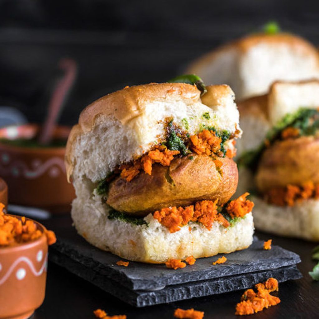 Vada Pav 500x500 1 1024x1024